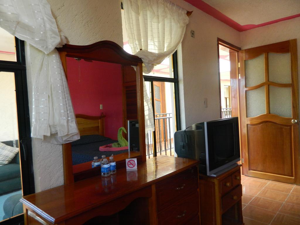 Hotel Comitan Комитан-де-Домингес Экстерьер фото